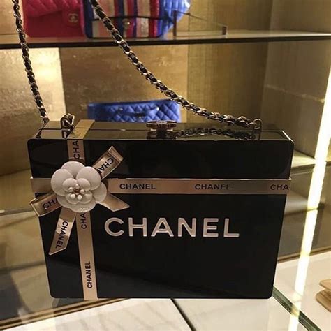 cheap chanel gifts|chanel free gift with purchase.